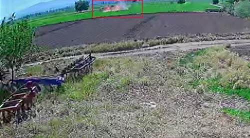 Eskişehir şehidine ağlıyor: Uçağın düşme anı kamerada