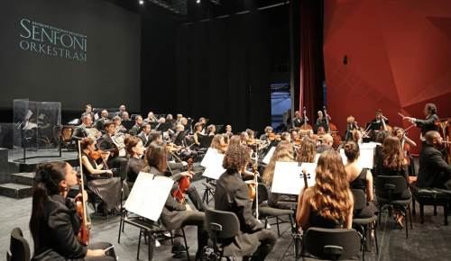Eskişehir Senfoni Orkestrası’ndan görkemli konser