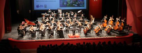 Eskişehir Senfoni Orkestrası yeni sezona görkemli konserle başladı