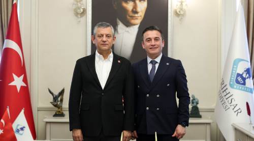 Eskişehir Sivrihisar’da CHP rüzgarı: Özel’den Habil Başkan’a tam destek!