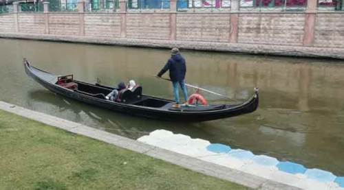 Eskişehir soğuğu bu keyfe engel olamıyor