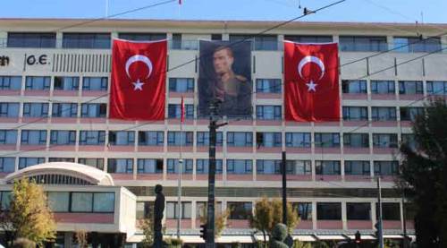 Eskişehir sokakları kırmızı beyaza büründü