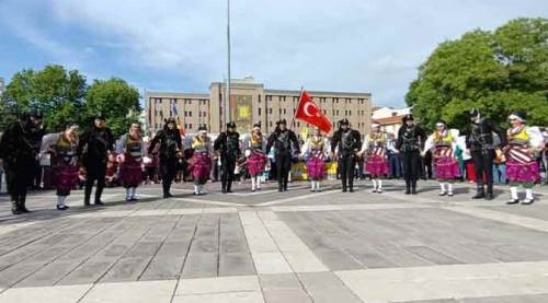 Eskişehir sokaklarında renkli görüntüler