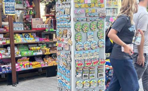 Eskişehir temalı magnetler turistlerin gözdesi oldu
