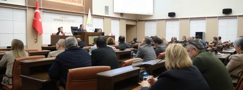 Eskişehir Tepebaşı Meclisi'nde Ataç’tan Amerika-İran savaşı eleştirisi