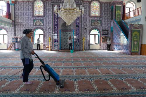 Eskişehir Tepebaşı’nda camiler pırıl pırıl