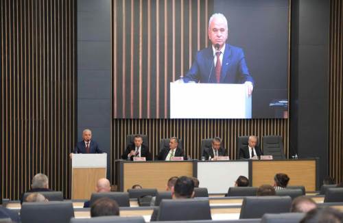 Eskişehir Ticaret Odası yeni binasında ilk toplantısını yaptı