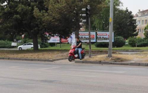 Eskişehir trafiğinde kuralların hepsini böyle hiçe saydı