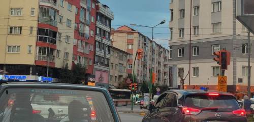 Eskişehir trafiğindeki arızalı ışıklar vatandaşları zorladı!