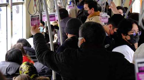 Eskişehir tramvaylarında "vazgeçmiyoruz" mesajları