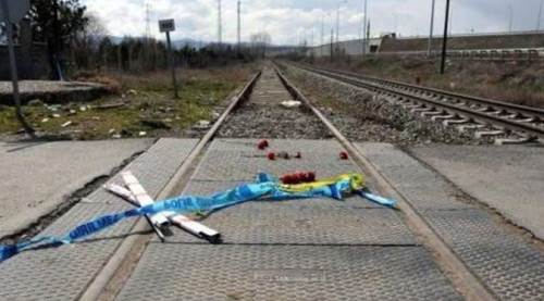 Eskişehir treninin altında can verdi!