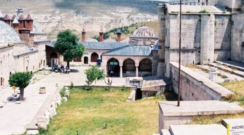 Eskişehir Valiliği destek vermeye hazır: Eskişehir türbeleri...