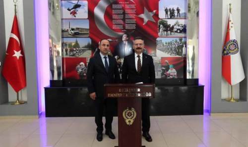 Eskişehir Valisi, İl Emniyet Müdürü Yılmaz’ı ziyaret etti