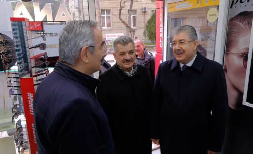 Eskişehir Valisi Erdinç Yılmaz esnafla buluştu