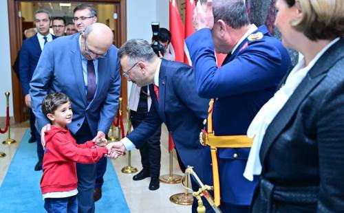 Eskişehir Valisi Hüseyin Aksoy, Cumhuriyet Bayramı tebriklerini kabul etti