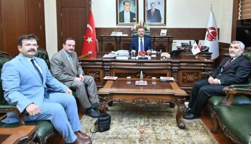  Eskişehir Valisi Hüseyin Aksoy, müftülük heyetini ağırladı