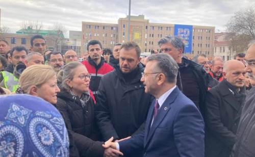 Eskişehir Valisi Hüseyin Aksoy vatandaşlar tarafından uğurlandı