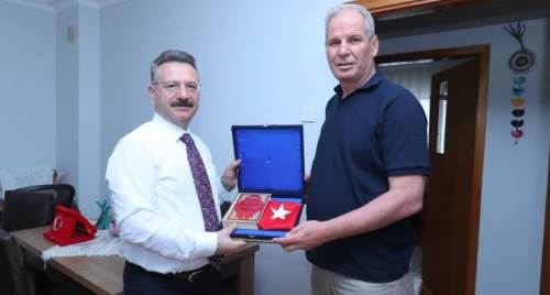 Eskişehir Valisi'nden Polis Memuru Uğur Göküz’e ziyaret