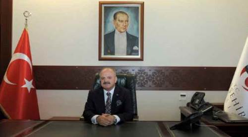 Eskişehir Valisi Özdemir Çakacak'tan 23 Nisan mesajı