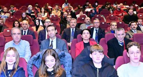 Eskişehir Valisi Yılmaz, Hind Rajab’ın sesi filmini izledi