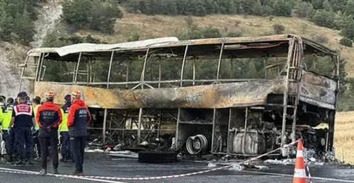 Eskişehir Valisi Yılmaz'dan Denizli'deki feci kaza sonrası açıklama