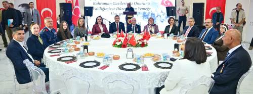 Eskişehir Valisi Yılmaz'dan gaziler onuruna yemek programı