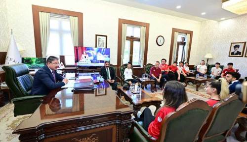Eskişehir Valisi Yılmaz’dan milli sporculara tebrik