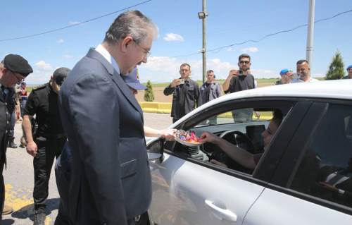 Eskişehir Valisi Yılmaz kara yollarındaki uygulama noktalarını ziyaret etti