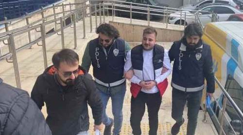Eskişehir ve Ankara'da polisten kaçtı, 3. seferde...