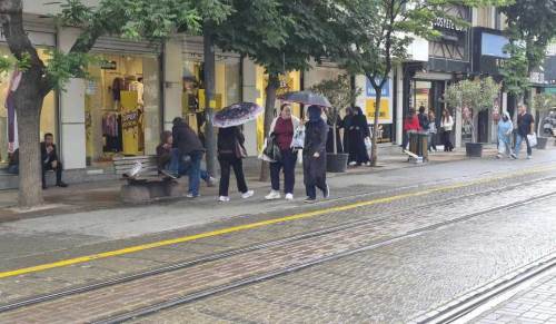 Eskişehir yeni güne yağışla uyandı