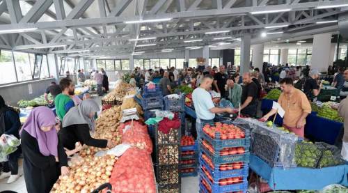 Eskişehir Yenikent Pazaryeri’nde esnaf mağdur oluyor!
