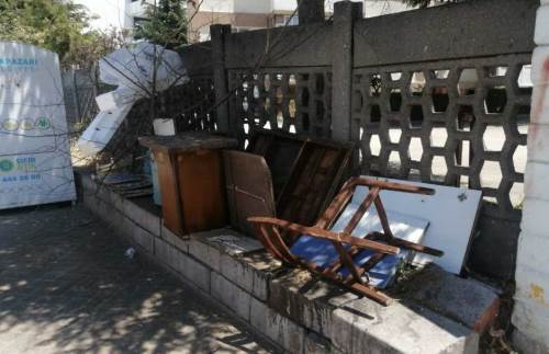 Eskişehir Yenikent Sitesi sakinleri bu soruna çözüm istiyor