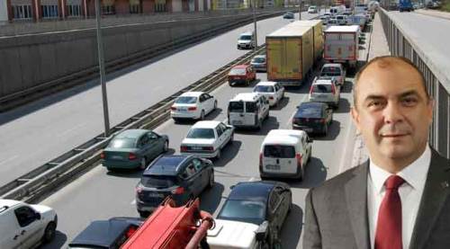 Eskişehir yollarında Kesikbaş çilekeş