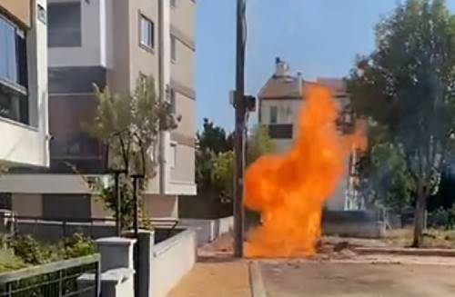 Eskişehirde korkutan patlama! Bir anda alev aldı...