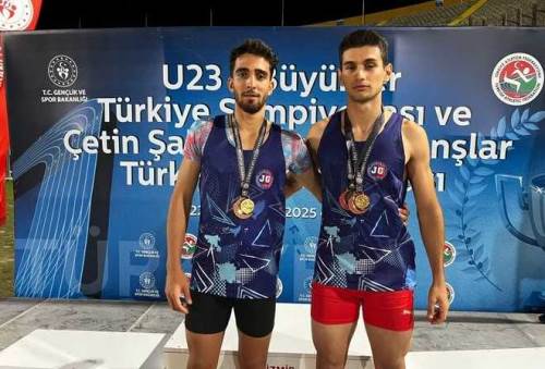 Eskişehirli Atletler Türkiye Şampiyonu oldu