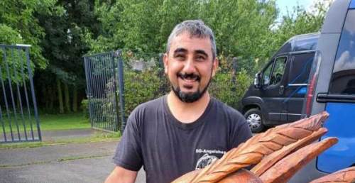 Eskişehirli balıkçıya gelen hediye sosyal medyayı salladı!