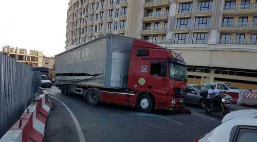 ESKİŞEHİRLİ BAŞKANIN TIR'INA SALDIRI