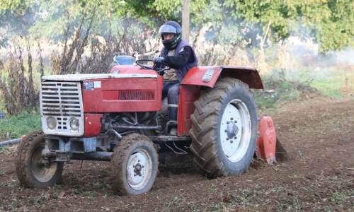 Eskişehirli çiftçi yeni trafik uygulamasına böyle uydu