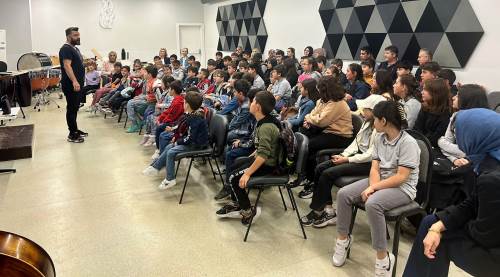 Eskişehirli çocuklar müzik aletlerini tanıyorlar