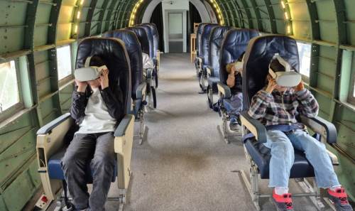 Eskişehirli çocuklar sanal uçuş deneyimini böyle yaşadı