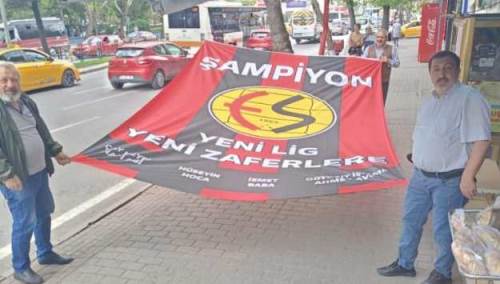 Eskişehirli esnaf Es Es için elini cebine attı!