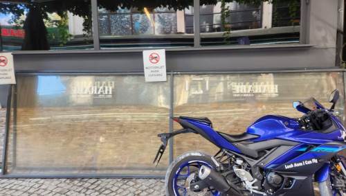 Eskişehirli esnaf isyanda: “Yazının üstüne park ediyorlar”