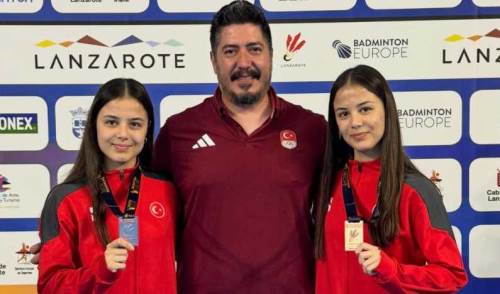 Eskişehirli ikizlerden Avrupa’da bronz zaferi