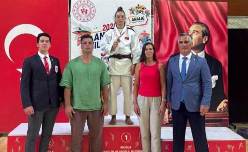 Eskişehirli judocu Tuana Kambur Türkiye şampiyonu oldu!