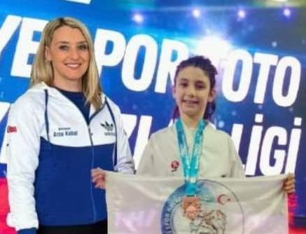 Eskişehirli karateci Türkiye 3’üncüsü oldu