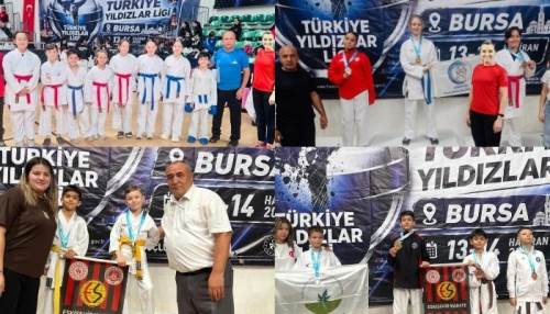 Eskişehirli karatecilerden madalya yağmuru: 27 altın, 41 madalya