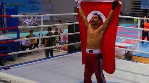 Eskişehirli milli dövüşçüden büyük gurur