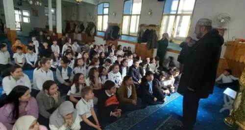 Eskişehirli minik öğrencilerden Hacı Seyit Camii'ne ziyaret