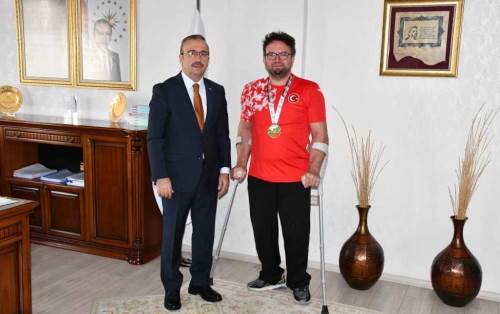 Eskişehirli Murat Cırık dünya şampiyonu oldu