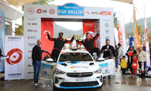 Eskişehirli pilotlar Ege Rallisi’nden çifte kupa ile döndü